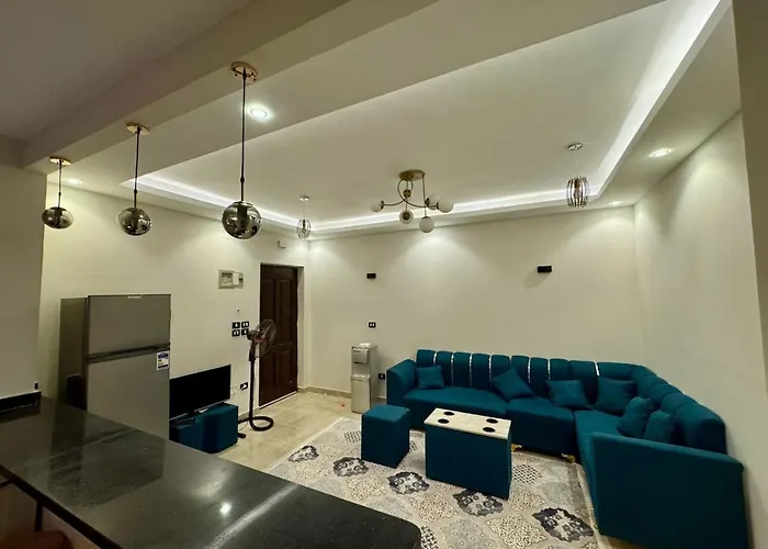 Redruby Apartment *